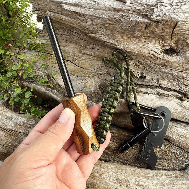 جديد في الهواء الطلق الصوان مش - مراجعة Magnesium Fire Starter وسعره